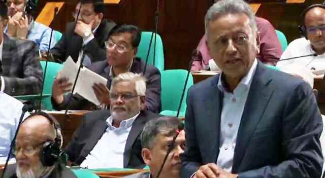 ১৬ বছরের লাগামহীন লুটপাটে অর্থনীতি ধ্বংসের দ্বারপ্রান্তে: অর্থমন্ত্রী