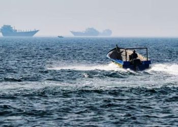 ইরানি বন্দরগুলোতে মার্কিন নৌ-অবরোধ শুরু