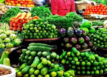 সবজির বাজারে একের পর এক সেঞ্চুরি