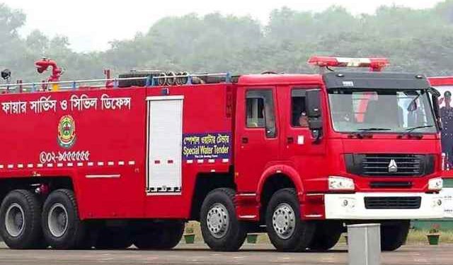 বেবিচকে আগুন, নিয়ন্ত্রণে ফায়ার সার্ভিসের দুই ইউনিট