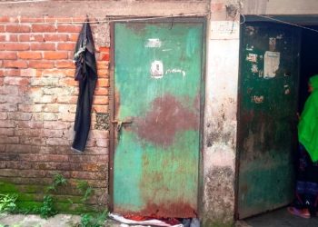 ঘর থেকে ছেলের, রেললাইন থেকে বাবার লাশ উদ্ধার