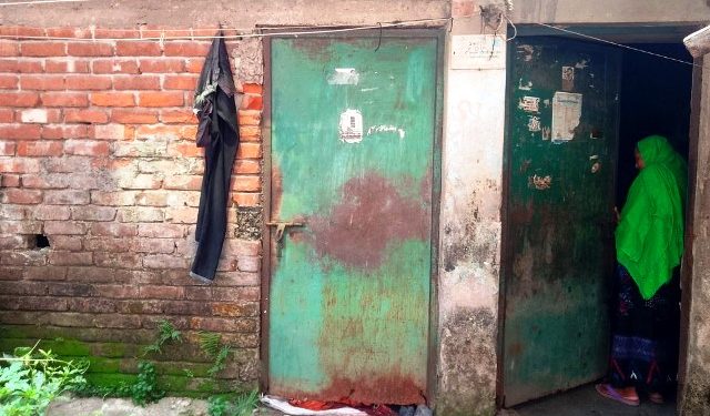 ঘর থেকে ছেলের, রেললাইন থেকে বাবার লাশ উদ্ধার