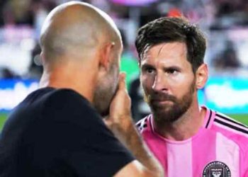 হঠাৎ দায়িত্ব ছাড়লেন মেসির দলের কোচ