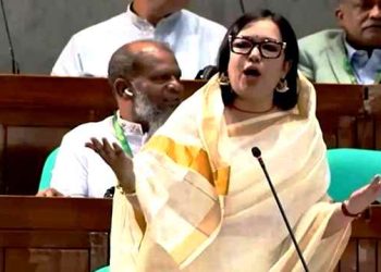 ‘যদি জ্বালানির সংকটই না থাকে, তাহলে এত লম্বা লাইন কেন’