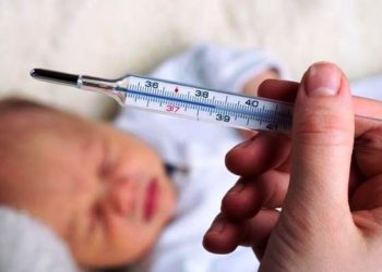 শিশুর হঠাৎ জ্বর হলে করণীয়