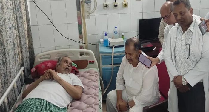 প্রবীণ সাংবাদিকদের অবসর ভাতা বাস্তবায়নে কাজ করছে সরকার : তথ্যমন্ত্রী