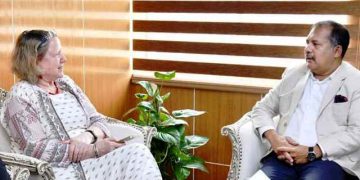 অপতথ্য মোকাবিলায় ইউনেস্কোর সহযোগিতা চাইলেন তথ্যমন্ত্রী