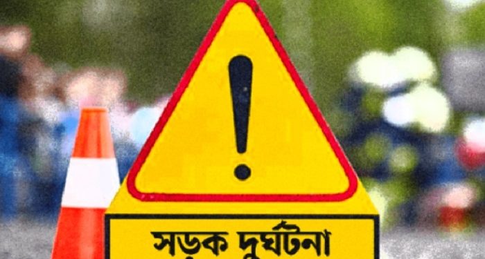 ফরিদপুরে বাস-অ্যাম্বুলেন্সের সংঘর্ষে ৫জনের প্রাণহানী