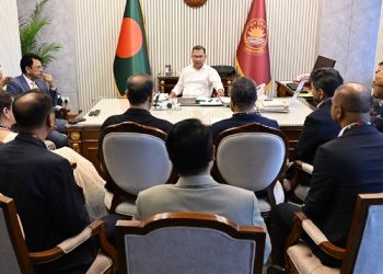 প্রধানমন্ত্রীর সঙ্গে বিজিএমইএ ও বিকেএমইএ নেতৃবৃন্দের সাক্ষাৎ
