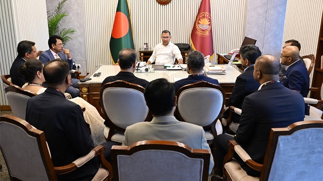 প্রধানমন্ত্রীর সঙ্গে বিজিএমইএ ও বিকেএমইএ নেতৃবৃন্দের সাক্ষাৎ