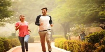 অতিরিক্ত হাঁটলে বাড়তে পারে স্বাস্থ্যঝুঁকি