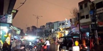 ভারতের উত্তর প্রদেশে ভারী বৃষ্টি ও বজ্রপাতে নিহত প্রায় ৯০