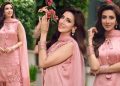 ‘মালিক’ মুক্তির আগেই গ্ল্যামার ঝড় তুললেন মিম