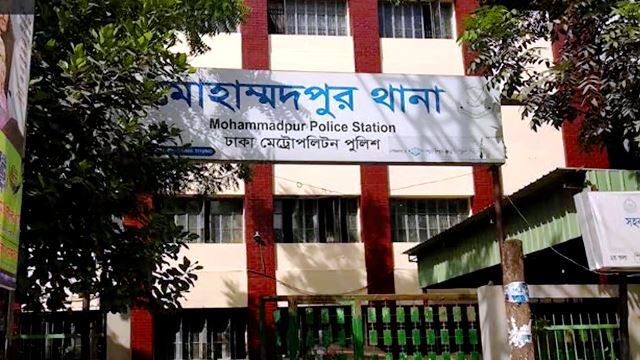 মোহাম্মদপুরে অস্ত্রের মুখে প্রকাশ্যে সর্বস্ব লুট