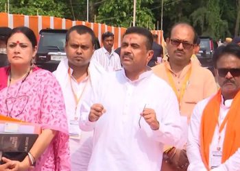 ‘অবৈধ বাংলাদেশিদের’ দ্রুত পশ্চিমবঙ্গ ছাড়ার হুঁশিয়ারি শুভেন্দুর