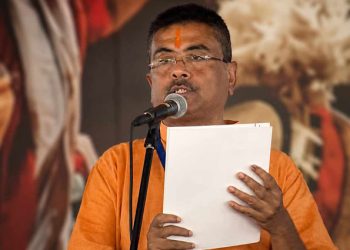 পশ্চিমবঙ্গের মুখ্যমন্ত্রী হিসেবে শপথ নিলেন শুভেন্দু