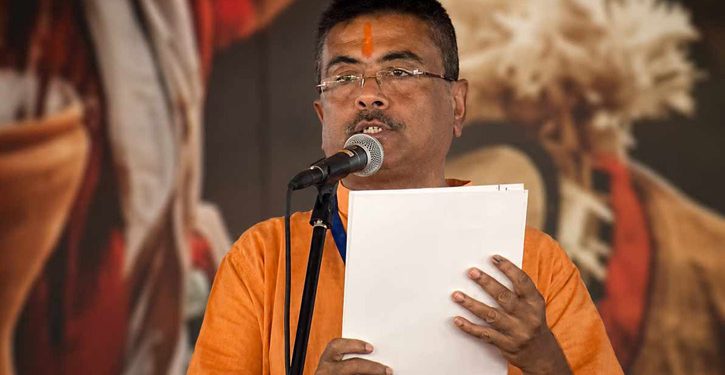 পশ্চিমবঙ্গের মুখ্যমন্ত্রী হিসেবে শপথ নিলেন শুভেন্দু
