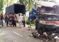 দুই ট্রাকের সংঘর্ষে প্রাণ গেল একজনের