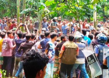 শিশুর বস্তাবন্দি মরদেহ উদ্ধার: বিক্ষোভে উত্তপ্ত আদিতমারী
