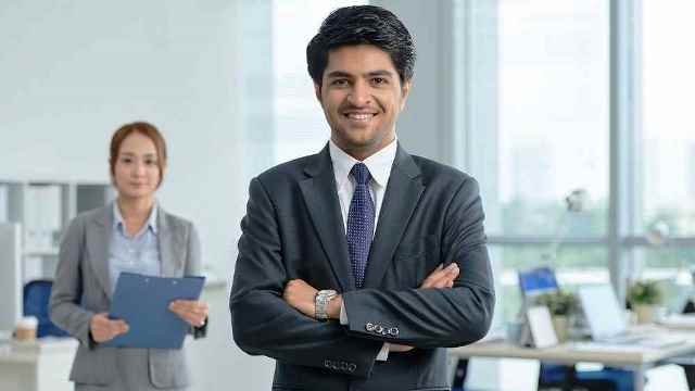অভিজ্ঞতা ছাড়াই ৫০ জনকে চাকরি দেবে মিনিস্টার
