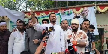 ‘সন্ত্রাসী শায়েস্তা করতে জানি’: নাসীরুদ্দীন পাটওয়ারী
