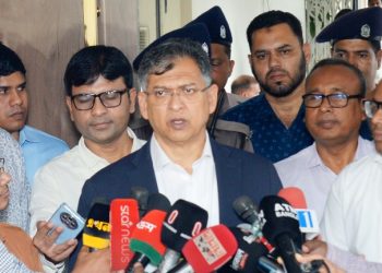 ‘ভালো কাজের জন্য পুরস্কার ও গাফিলতিতে তিরস্কারের নীতি বহাল থাকবে’