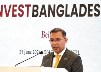 চীনের সঙ্গে গভীর শিল্প অংশীদারিত্ব গড়ে তুলতে আগ্রহী বাংলাদেশ