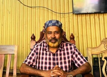 বাড়ির সামনেই বিএনপি নেতাকে কুপিয়ে হত্যা