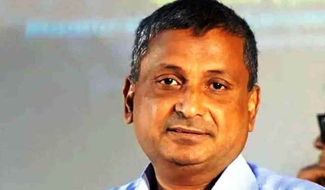 এমপি হিসেবে শপথ নিলেন সরোয়ার আলমগীর