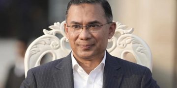 সরকারি অনুষ্ঠানের ব্যানার-বিলবোর্ডে প্রধানমন্ত্রীর ছবি ব্যবহার নিষিদ্ধ