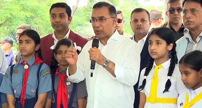 শিক্ষার্থীদের একটি করে গাছ লাগানোর আহ্বান প্রধানমন্ত্রীর