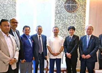 প্রধানমন্ত্রীর সঙ্গে জাপানি প্রতিনিধি দলের সাক্ষাৎ