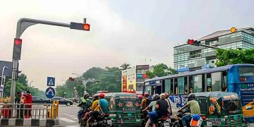 ঢাকার গুরুত্বপূর্ণ আরও ৫০ মোড়ে বসছে এআই ট্রাফিক সিগন্যাল
