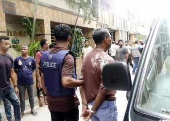 রাজধানীতে ‘ভুল ডাকাতি’র খবরে পুলিশের অভিযান, তথ্যদাতাই আটক