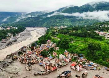 নেপাল-চীনে বন্যায় নিহত বেড়ে ৫৮৪, নিখোঁজ ২৫০০
