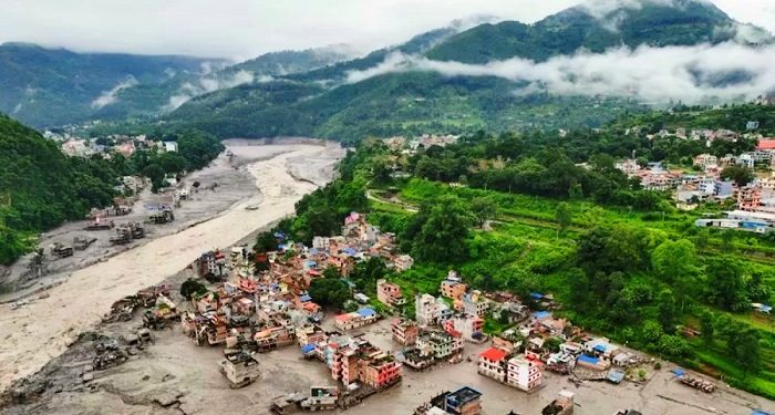 নেপাল-চীনে বন্যায় নিহত বেড়ে ৫৮৪, নিখোঁজ ২৫০০