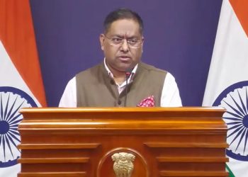 শেখ হাসিনার প্রত্যর্পণের বিষয় ‘পর্যালোচনা করছে’ ভারত
