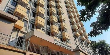 জবির ছাত্রী হলে চরম ভোগান্তিতে শিক্ষার্থীরা