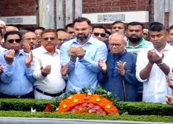 কোকোর জন্মদিনে বনানী কবরস্থানে বিএনপির শ্রদ্ধা