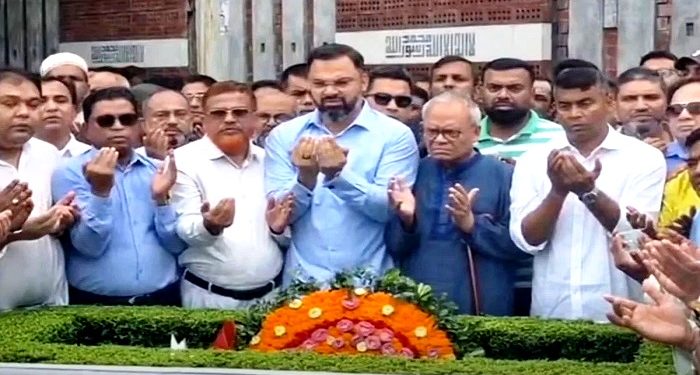 কোকোর জন্মদিনে বনানী কবরস্থানে বিএনপির শ্রদ্ধা