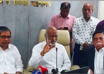 দুর্নীতি ও অনিয়মে জড়িতদের ব্যবস্থা নেয়ার হুশিয়ারি মঈন খানের