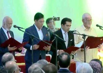 শপথ নিলেন নতুন ৪ মন্ত্রী, ২ প্রতিমন্ত্রী