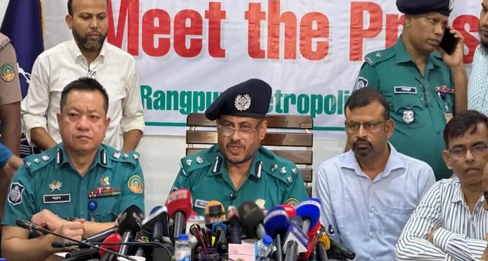 রংপুরে ৪ খুন: নৃশংসতার বর্ণনা দিতে গিয়ে কাঁদলেন পুলিশ কমিশনার