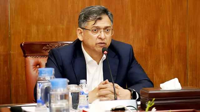 সংবিধানের ৭০ অনুচ্ছেদে সংশোধনী আনা হবে: স্বরাষ্ট্রমন্ত্রী
