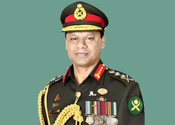 সাবেক সেনাপ্রধান শফিউদ্দিন আহমেদকে দুদকে তলব