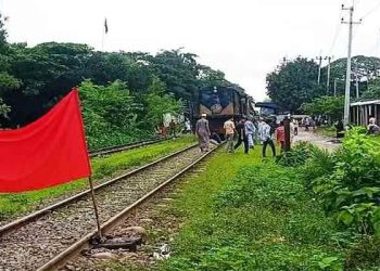 ঢাকা-ময়মনসিংহ রেলপথে ট্রেন চলাচল বন্ধ
