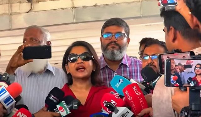 ইতালি থেকে ফিরে বিমানবন্দরে যা বললেন অভিনেত্রী বাঁধন