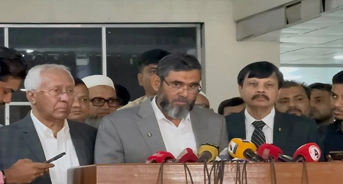 উপনির্বাচনে সেনা মোতায়েন: ইসি