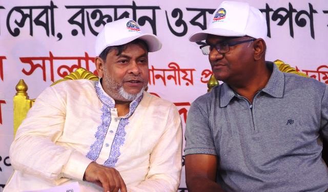 নিজাম উদ্দিন বাসেতের শততম রক্তদান উপলক্ষে ফ্রি মেডিকেল ক্যাম্প