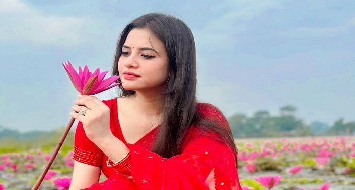 সংবাদ উপস্থাপিকা হতে চেয়েছিলাম: তাসনুভা তিশা